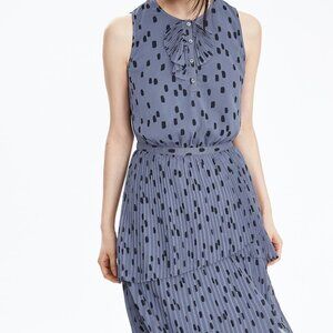 Banana Republic Sleeveless Pleated Dot-Print Dress